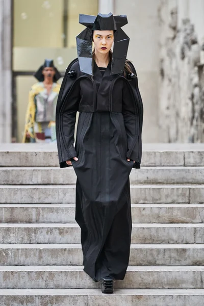 Look 31